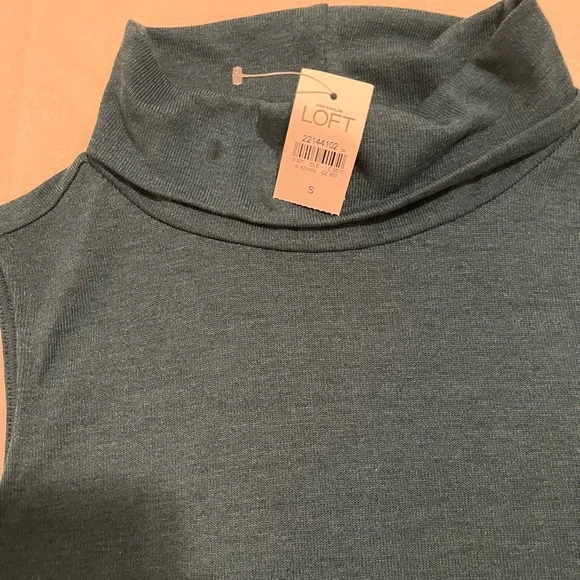 NWT Womens Ann Taylor Loft Blue Tank Top - Picture 3 of 6